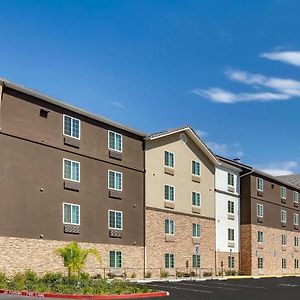 Woodspring Suites Bakersfield East